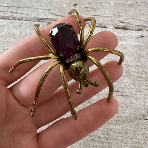 Vintage Art Deco Figural Purple Crystal Body Large Spider Brooch - Picture 1 of 10